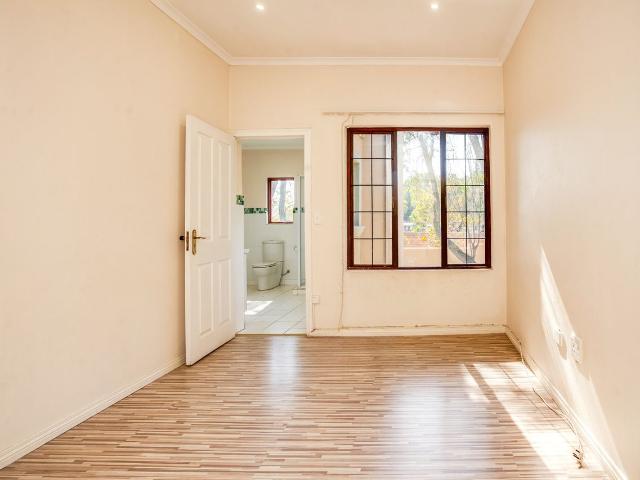 4 Bedroom House For Sale in Fourways