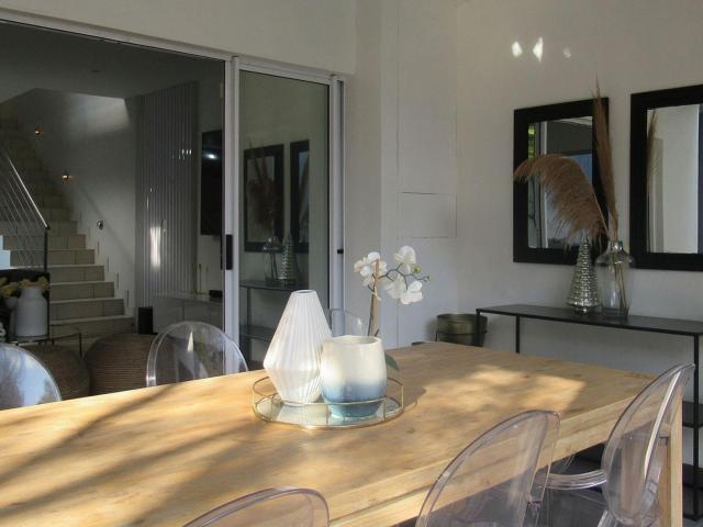 4 Bedroom House For Sale in Ferndale