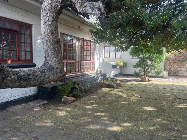 4 Bedroom House For Sale in Ferness Estate