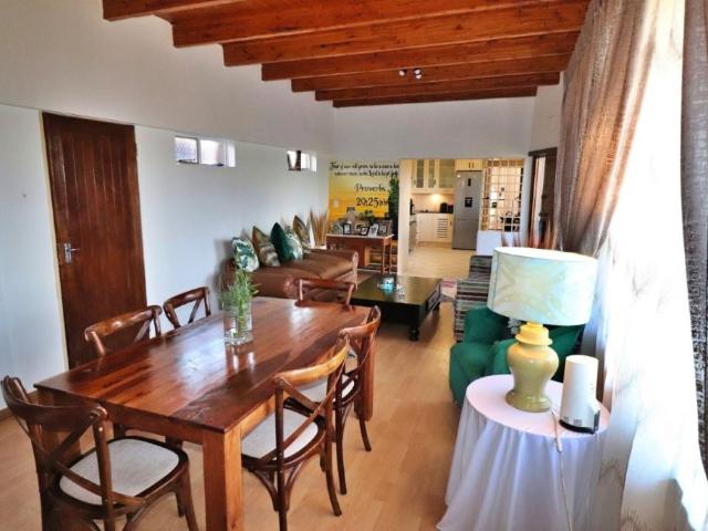 4 Bedroom House For Sale in Fishers Hill