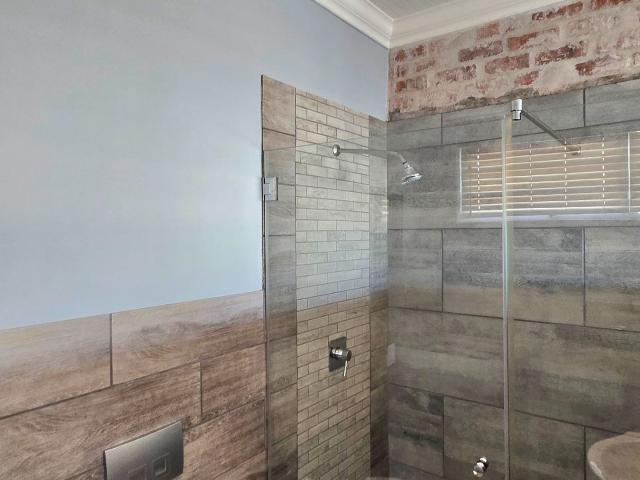 4 Bedroom House For Sale in Franskraal