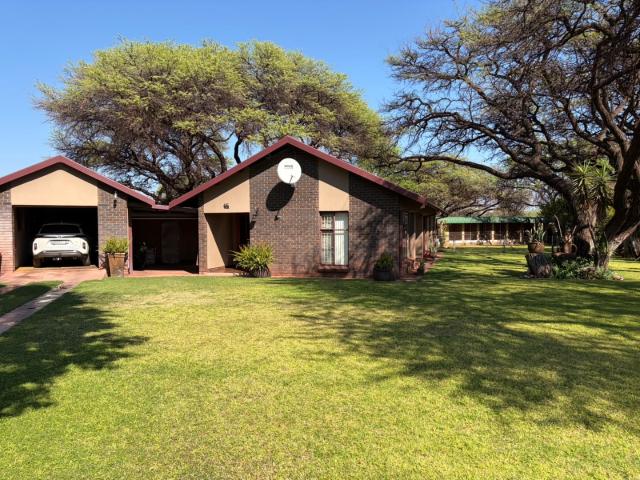 4 Bedroom House For Sale in Kathu