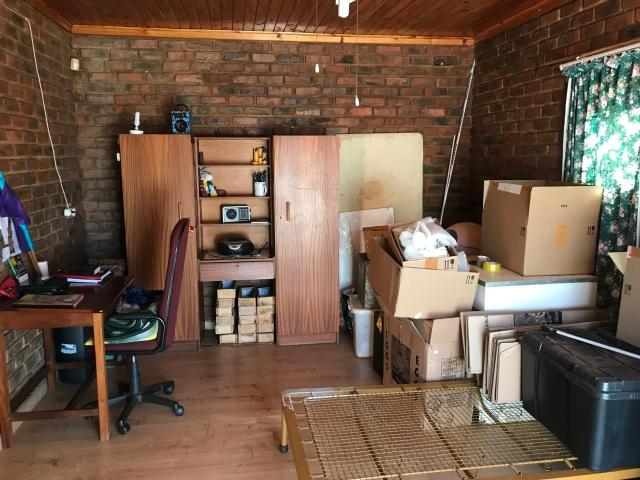 4 Bedroom House For Sale in Kanonkop