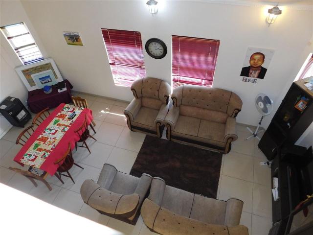 4 Bedroom House For Sale in Kareedouw