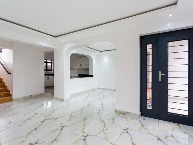 4 bedroom house for sale in Kitengela Kenya 3KE1637