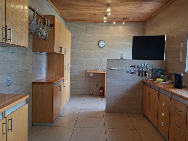 4 Bedroom House For Sale in Kibler Park
