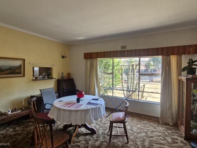 4 Bedroom House For Sale in Kibler Park