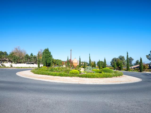 4 Bedroom House For Sale in Klein Zevenwacht