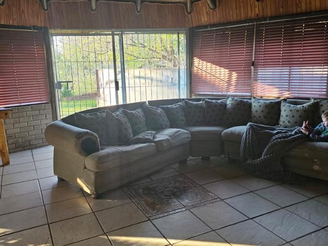 4 Bedroom House For Sale in Kuruman