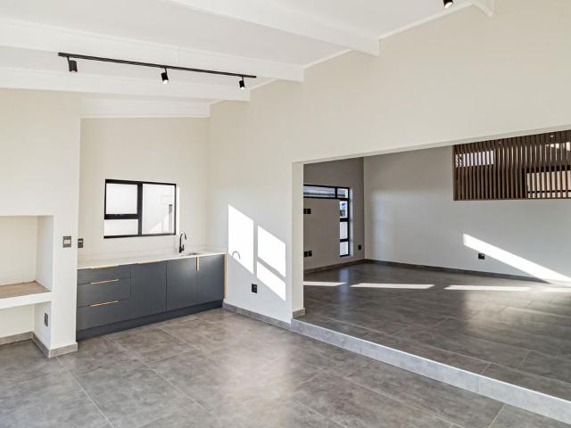 4 Bedroom house for sale in Homes Haven, Krugersdorp