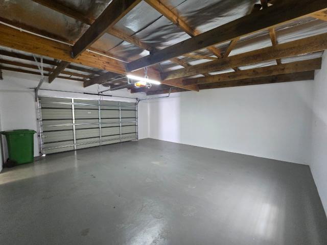 4 Bedroom House For Sale in Harbour Lights