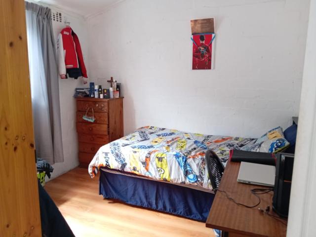 4 Bedroom House For Sale in Heideveld