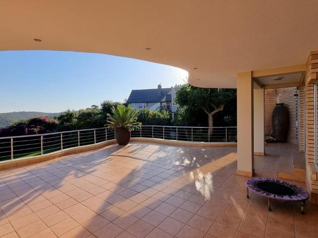 4 Bedroom house for sale in Herolds Bay, George
