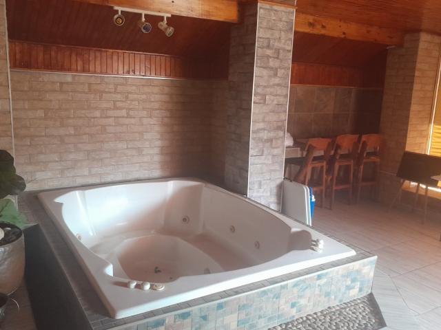 4 Bedroom House For Sale in Impala Park
