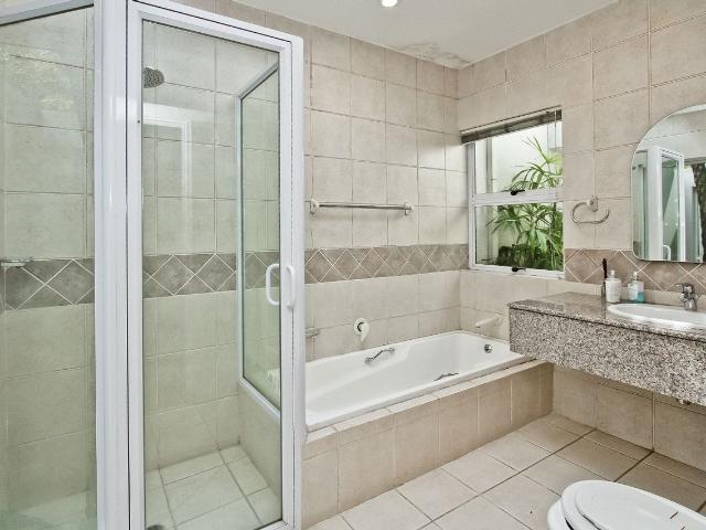4 Bedroom House For Sale in Inanda