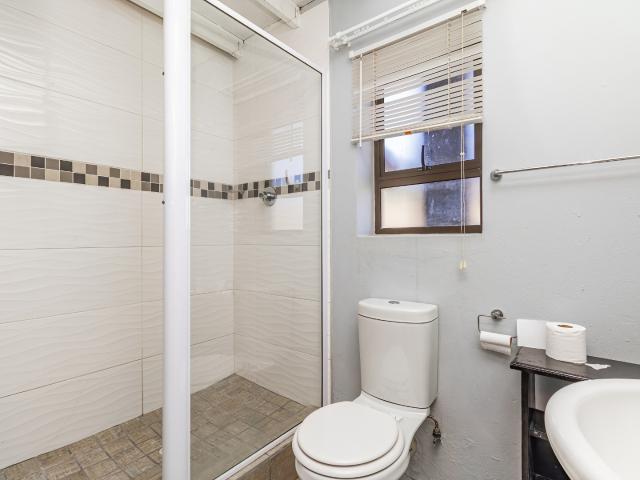 4 Bedroom House For Sale in Island View