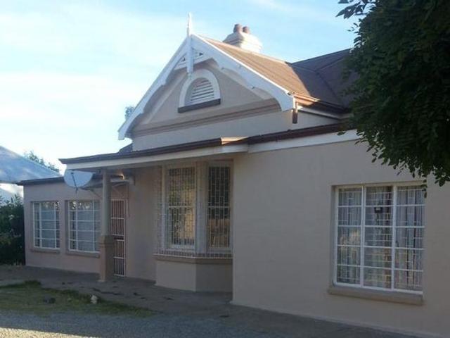 4 Bedroom House For Sale in Jagersfontein