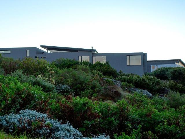 4 Bedroom house for sale in Oubaai, George