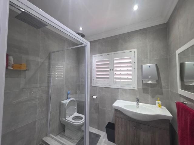 4 Bedroom House For Sale in La Lucia