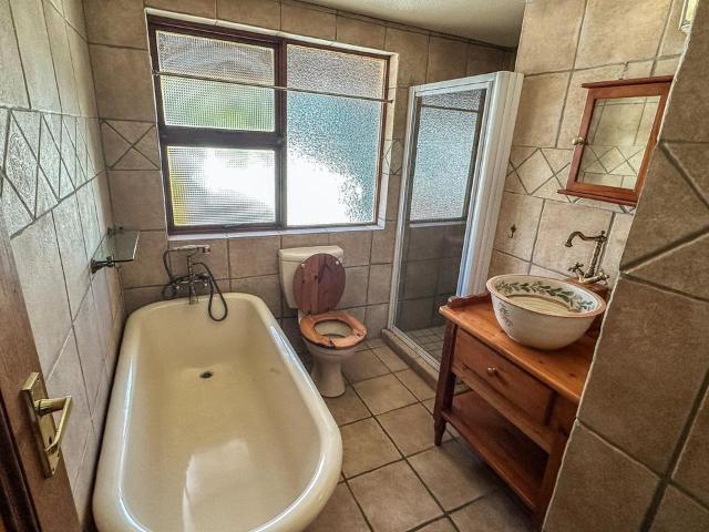 4 Bedroom house for sale in Lakeland Estate, Hartbeespoort