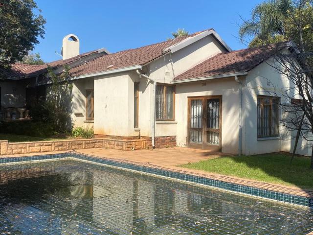 4 Bedroom house for sale in Linden, Randburg
