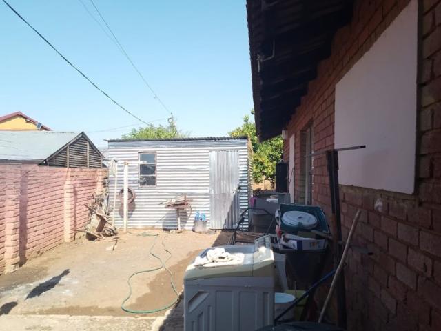 4 Bedroom House For Sale in Mmabatho Unit 8