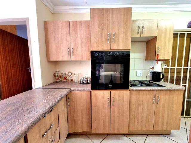 4 Bedroom House For Sale in Modimolle