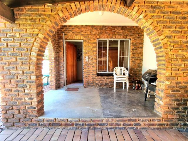 4 Bedroom House For Sale in Modimolle