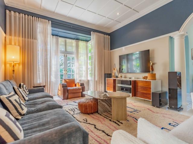 4 Bedroom House For Sale in Morningside