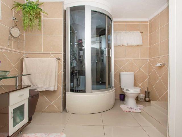 4 Bedroom house sold in Maraisburg, Roodepoort