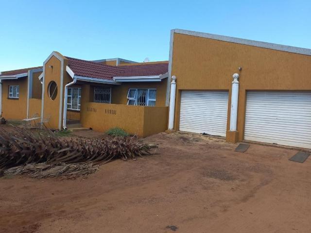 4 Bedroom house for sale in Meyerton Park