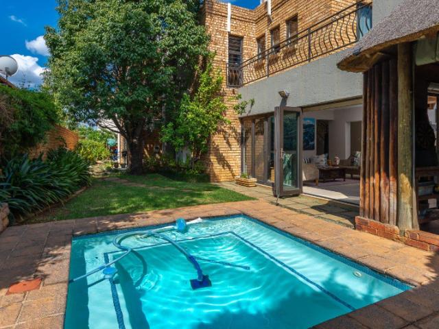 4 Bedroom House For Sale in Meyersdal