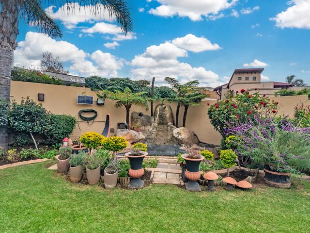 4 Bedroom House For Sale in Meyersdal