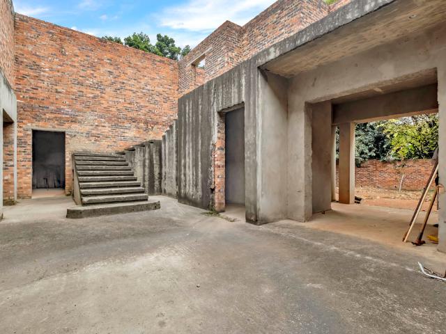 4 Bedroom House For Sale in Melrose