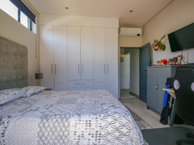 4 Bedroom House For Sale in Midstream Meadows