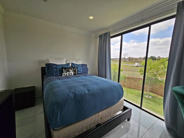 4 Bedroom House For Sale in Midstream Meadows