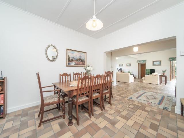4 Bedroom House For Sale in Nahoon