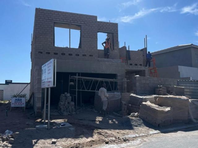 4 Bedroom house for sale in Sandown, Blouberg