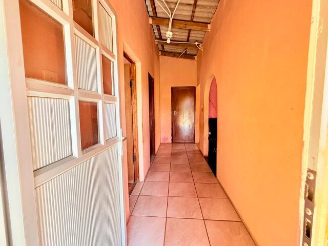 4 Bedroom House For Sale in Scenery Park