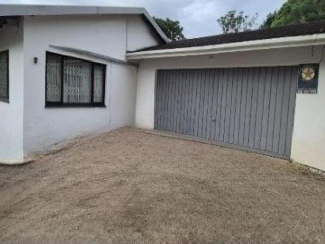 4 Bedroom house for sale in Sea Cow Lake, Durban