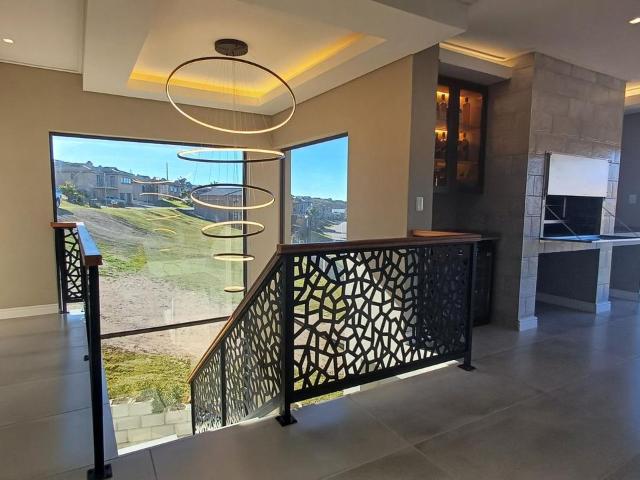 4 Bedroom house for sale in Seemeeu Park, Mossel Bay