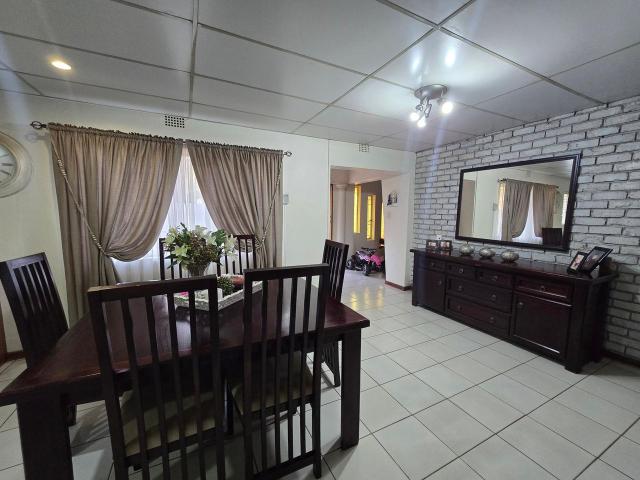 4 Bedroom house for sale in Sinoville, Pretoria