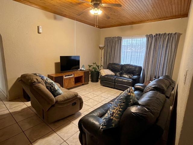 4 Bedroom House For Sale in Stilfontein Ext 4