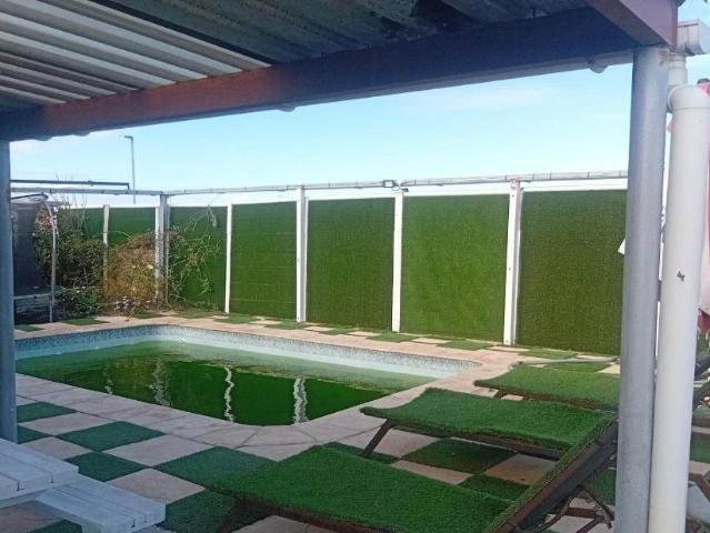 4 Bedroom House For Sale in Strandfontein