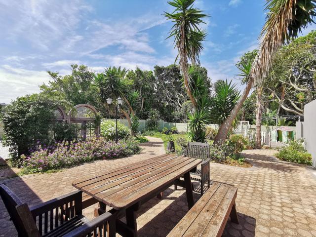 4 Bedroom House For Sale in Summerstrand