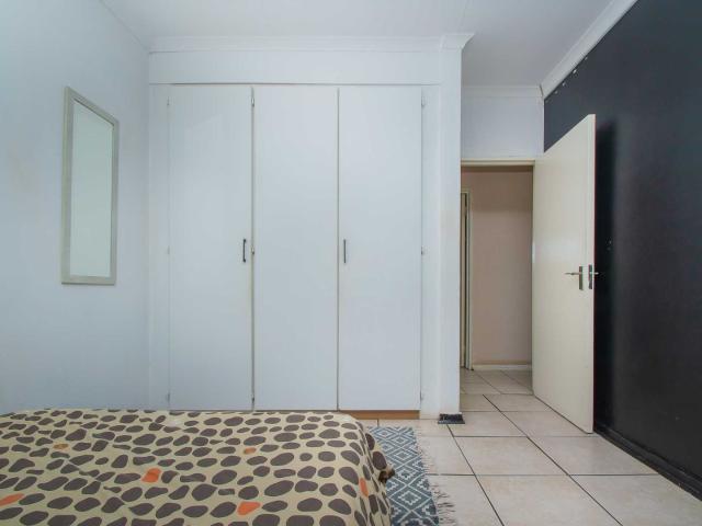 4 Bedroom House For Sale in Sundowner