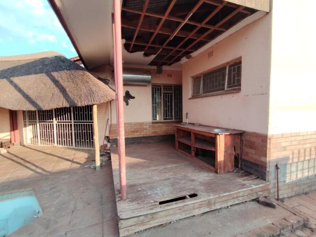 4 Bedroom House For Sale in Postmasburg