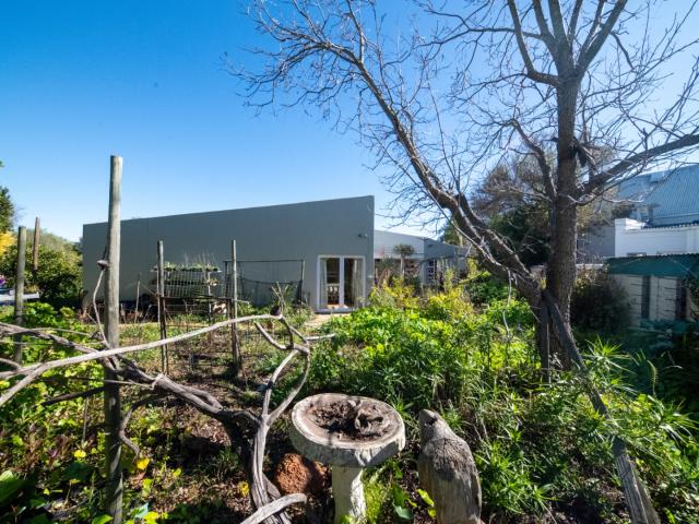 4 Bedroom House For Sale in Paradyskloof