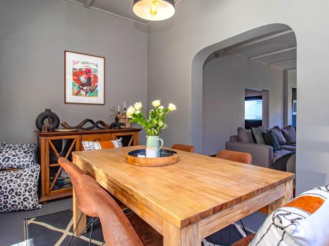 4 Bedroom House For Sale in Paradise