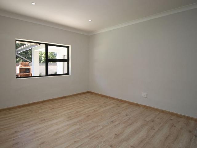 4 Bedroom House For Sale in Parkmore